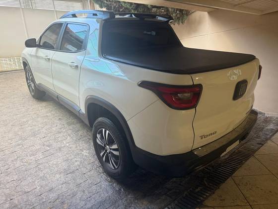 FIAT TORO 2.0 16V TURBO DIESEL FREEDOM 4WD AT9